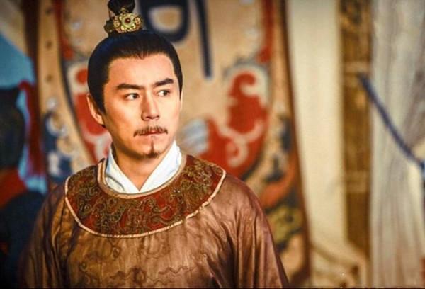 同樣是皇家侍女,為何蘇麻喇姑獲得極大尊崇,上官婉兒卻被殺掉 同樣是皇家侍女,為何蘇麻喇姑獲得極大尊崇,上官婉兒卻被殺掉