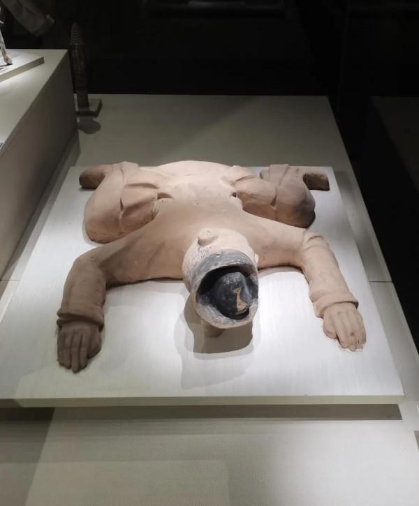 新疆維吾爾自治區博物館館藏精品（三）