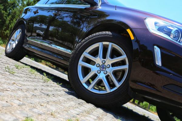 沃爾沃XC60拒絕低調 “輕改”之後更有範兒