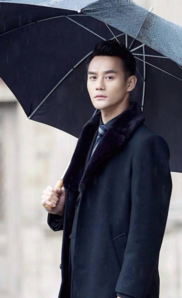 楊冪伸脖似鴕鳥,鹿晗關曉彤像老大爺,儀態差,顏值再高也白搭 楊冪伸脖似鴕鳥,鹿晗關曉彤像老大爺,儀態差,顏值再高也白搭