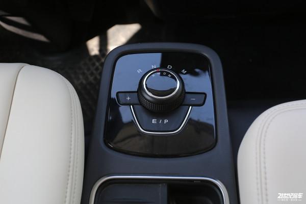 48V能源供給/大空間/水電的房車 法美瑞海角7號後廚房版頗具實力 48V能源供給/大空間/水電的房車 法美瑞海角7號後廚房版頗具實力