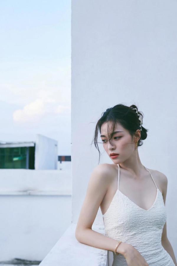 鍾楚曦的禮服穿搭