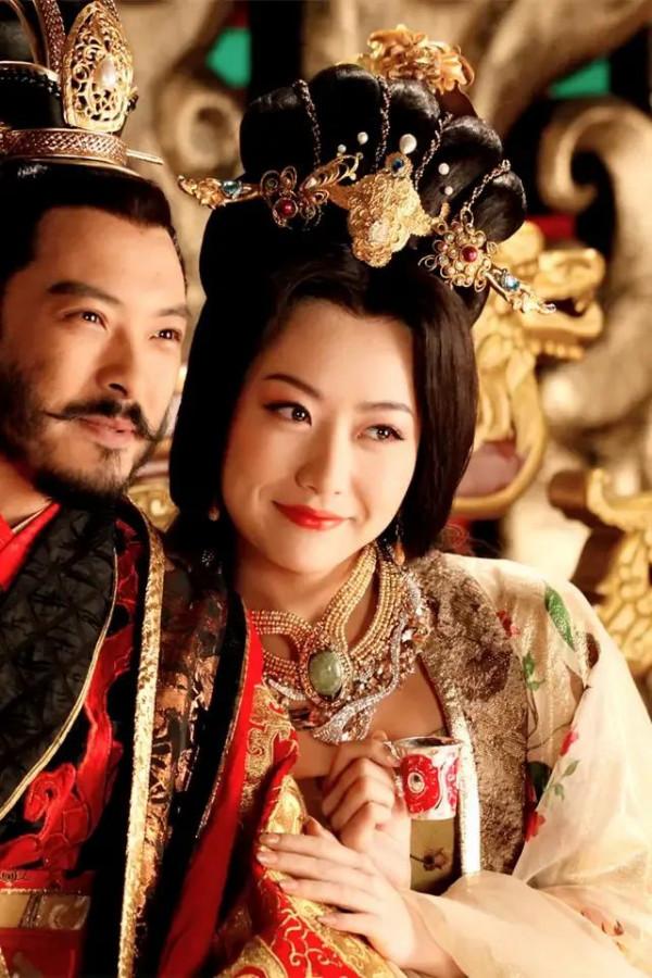 白冰的蕭皇后,沒有一個男人能抵擋 白冰的蕭皇后,沒有一個男人能抵擋