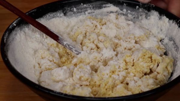 黃豆別再打豆漿了，試試這種做法，吃一次忘不了，給肉都不換