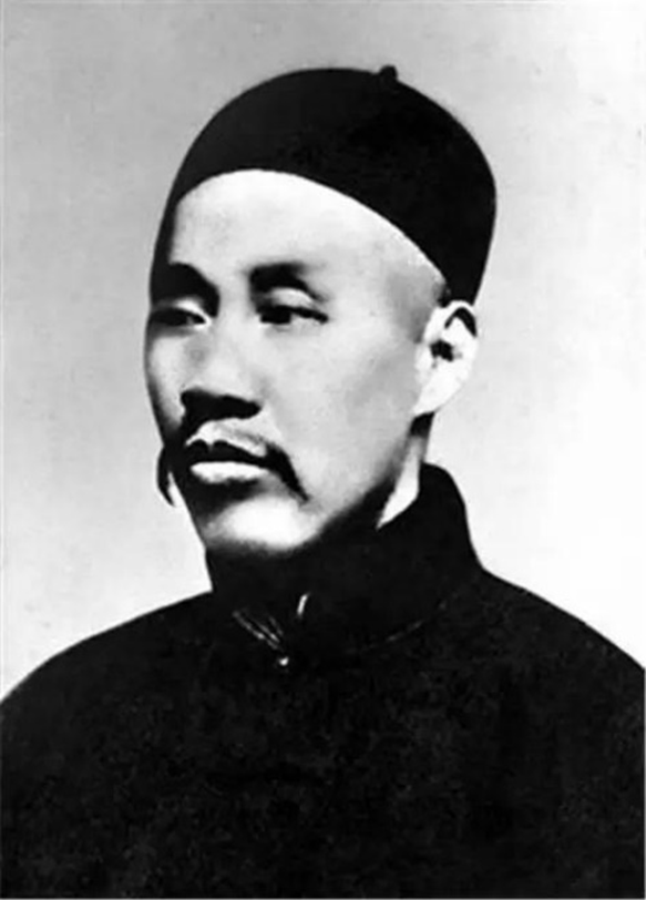 張文秋:死了兩任真丈夫、三任假丈夫,兩個女兒嫁毛主席兩個兒子 張文秋:死了兩任真丈夫、三任假丈夫,兩個女兒嫁毛主席兩個兒子