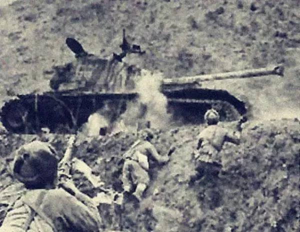 美軍“開國元勳師”遭重創，老兵回憶：中國人的手榴彈戰術太可怕