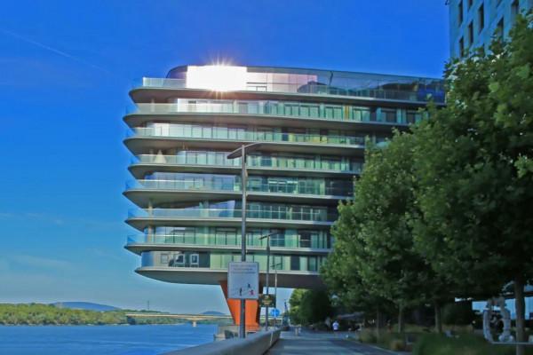 10年深度+豪華遊玩60國