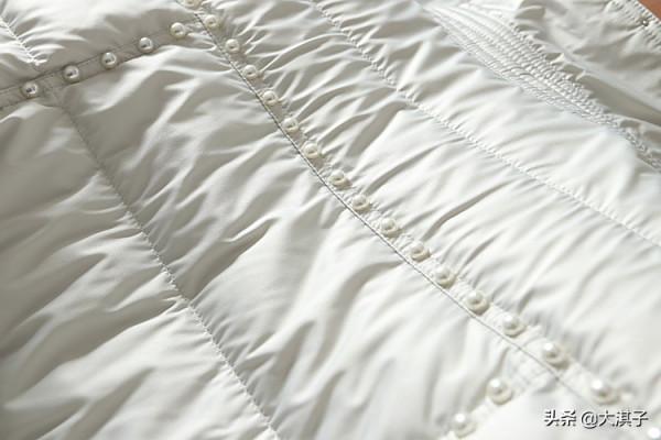 翻領鵝絨夾克羽絨服~很少見的版，氣質很重工