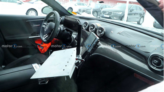 配備混合動力，新款賓士AMG C63 Estate路試諜照曝光