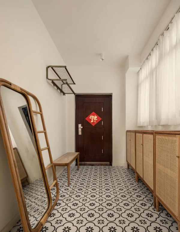 90㎡新房,衣帽間、浴缸和壁爐通通都有,最受女生歡迎Chic風的家 90㎡新房,衣帽間、浴缸和壁爐通通都有,最受女生歡迎Chic風的家