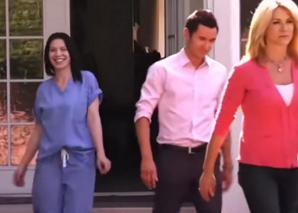 美國女子把可樂當水喝,平均一天喝30瓶,最多一天達到50瓶 美國女子把可樂當水喝,平均一天喝30瓶,最多一天達到50瓶