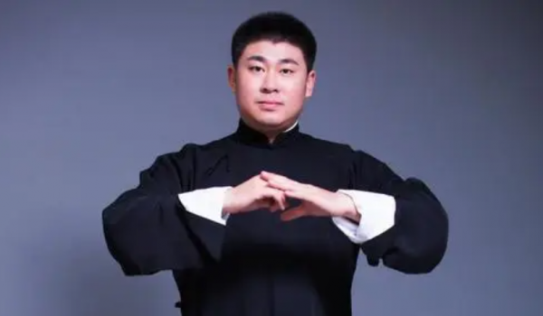 欺師滅祖手段卑劣，郭鶴鳴到底做了什麼，被郭德綱含淚逐出師門