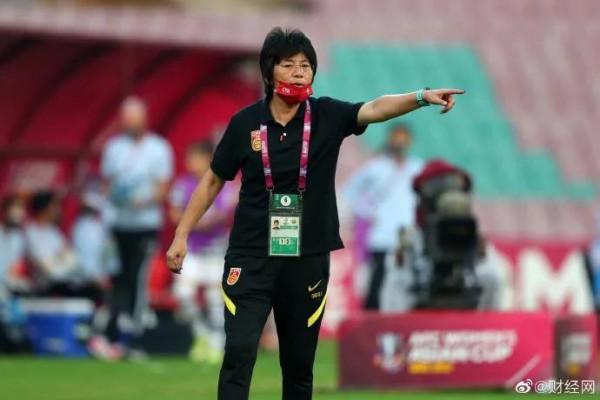 李霄鵬李鐵應該向水慶霞學習三點