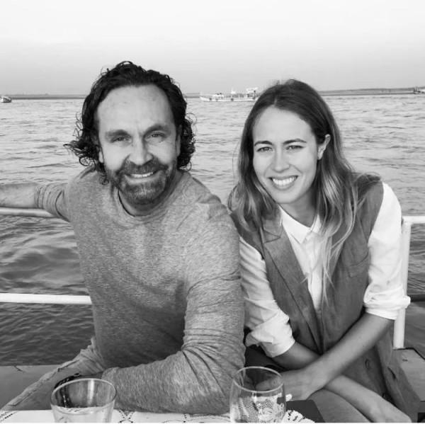 35歲希臘王子迎娶白富美,被廢流亡的王室,為啥全是“網紅名媛” 35歲希臘王子迎娶白富美,被廢流亡的王室,為啥全是“網紅名媛”