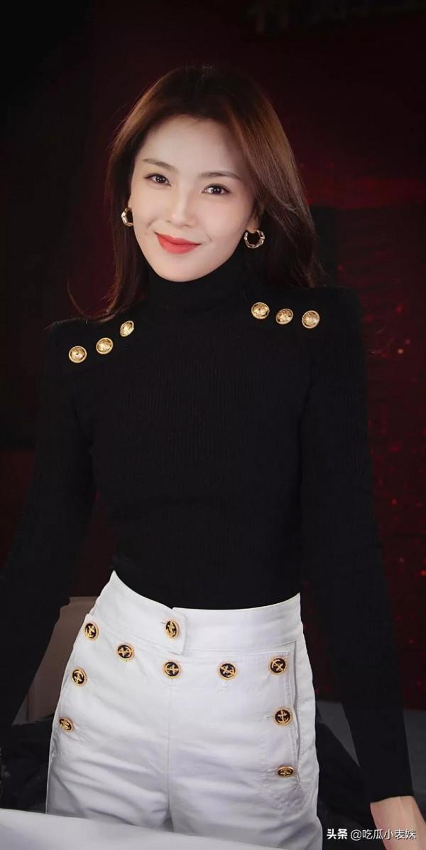 劉濤，氣質女神，網友：太美了