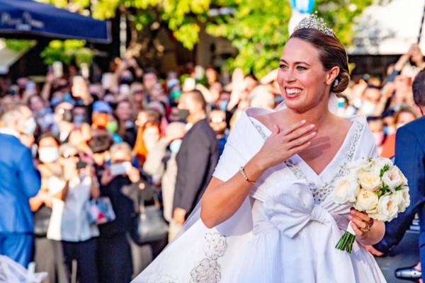 35歲希臘王子迎娶白富美,被廢流亡的王室,為啥全是“網紅名媛” 35歲希臘王子迎娶白富美,被廢流亡的王室,為啥全是“網紅名媛”