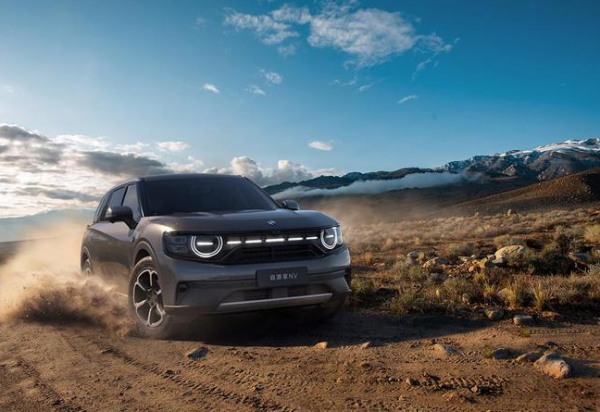 造電瓶車的小牛要造電動車，首款產品官圖釋出，網友：這啥造型啊