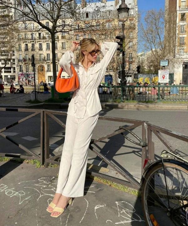 什麼樣的姿勢，才能拍得好看又上鏡？