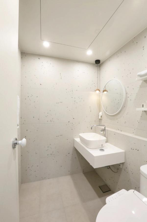 一家三口的幸福生活：住獨棟別墅上下兩層帶院子，164㎡清爽溫馨