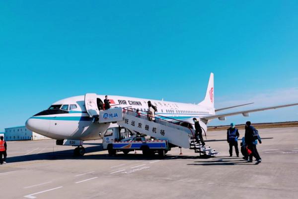 東北寂寞機場,每天一架飛機,飛走後工作人員就沒事幹了 東北寂寞機場,每天一架飛機,飛走後工作人員就沒事幹了