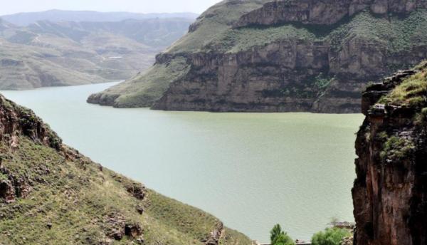 黃河的發源地到底在哪裡？不是峽谷、瀑布，三個源頭都在青海腹地