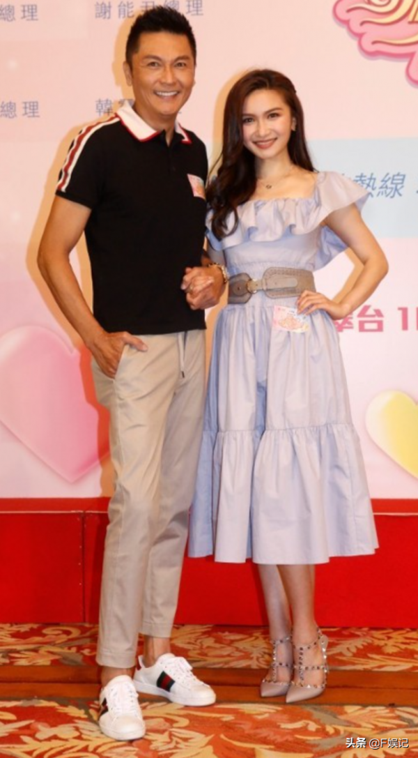 關禮傑花過百萬買豪車給愛女 還為了女兒能在TVB站穩延遲離巢