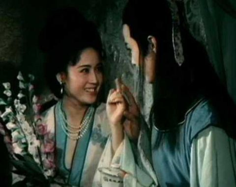 聊齋故事:狐狸母女向書生報恩,不僅救他一命,還治好他兒子痴症 聊齋故事:狐狸母女向書生報恩,不僅救他一命,還治好他兒子痴症