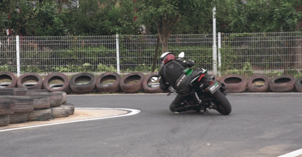 不求虛名只做自己：貝納利Tornado 252動態及賽道測評