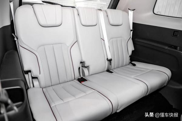 不到20萬能買到配置齊全的中大型SUV，福特領裕瞭解一下