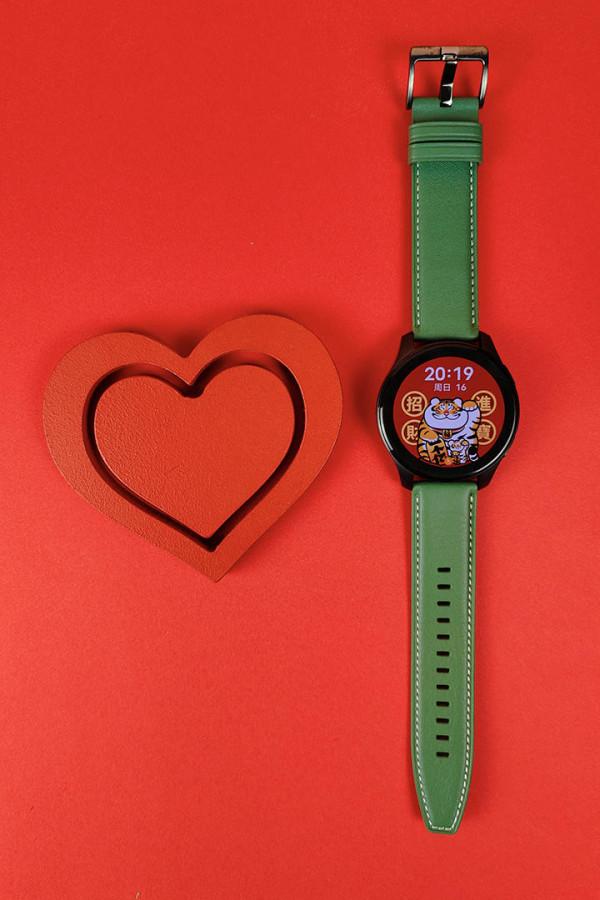 vivoWATCH2新年禮盒開箱簡評：獨特風格的年味禮盒