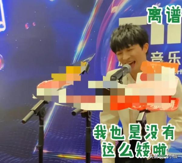 一場音樂盛典8位明星遭遇尷尬，暴露娛樂圈三大真實現狀