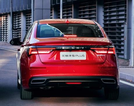 奇瑞出品，頂配不到十萬的家轎，絕對超值