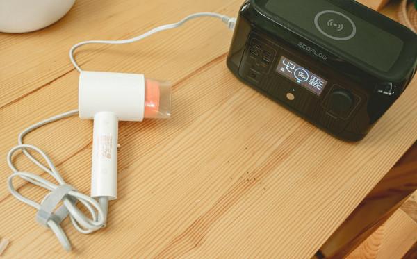 打破宿舍“熄燈”魔咒，學生黨實測EcoFlow 正浩RIVER mini戶外電源