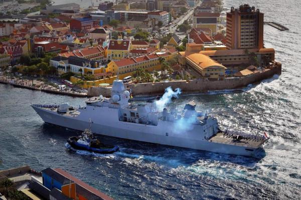 “七省”級護衛艦圖集（132圖）