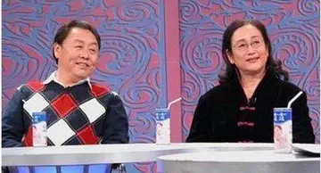 豬八戒馬德華：娶了&OpenCurlyDoubleQuote;高小姐&rdquo;，相愛50年無緋聞，今兒子成他驕傲