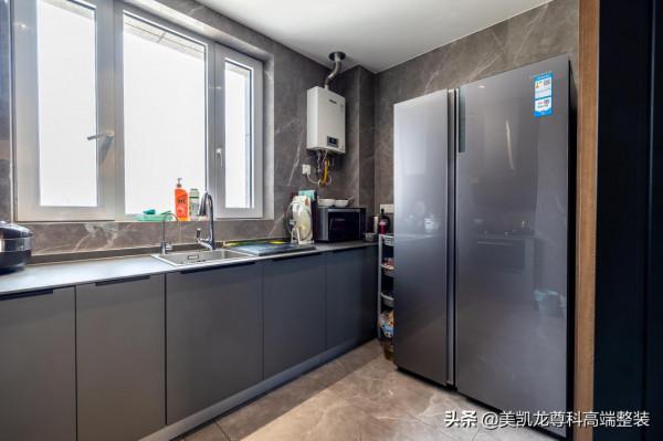 190㎡現代簡約風,溫馨透亮的舒適之家 190㎡現代簡約風,溫馨透亮的舒適之家