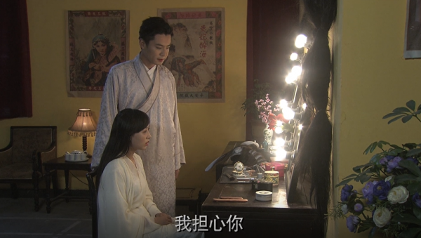 化妝師將細針插入女演員頭顱，殺人無形，誰也查不出死因，國產片