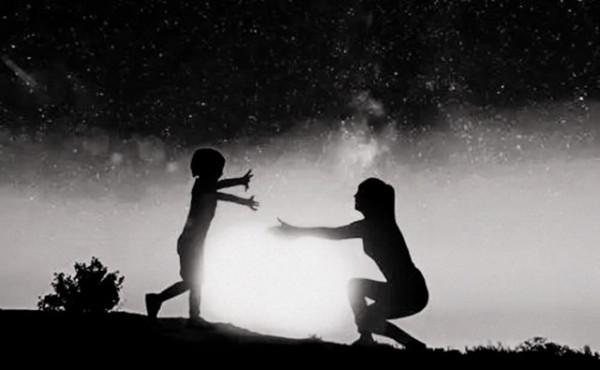 日師團長外甥女被俘後與軍人生下一子，母親回國後，兒子尋親多年