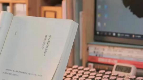 四種常見的寫作手法:“敘事”“描寫”“說明”“議論” 四種常見的寫作手法:“敘事”“描寫”“說明”“議論”