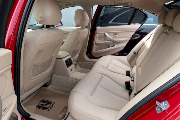 用A級的價格買臺寶馬320Li，用車感受的越級提升