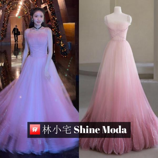 無懼嚴寒、盛裝亮相,最新活動紅毯上的女明星們也真是拼了 無懼嚴寒、盛裝亮相,最新活動紅毯上的女明星們也真是拼了