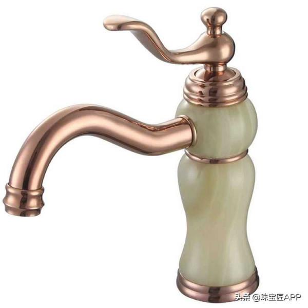 用寶石做裝修？水晶、長石、琥珀、孔雀石……土豪們的家長這樣