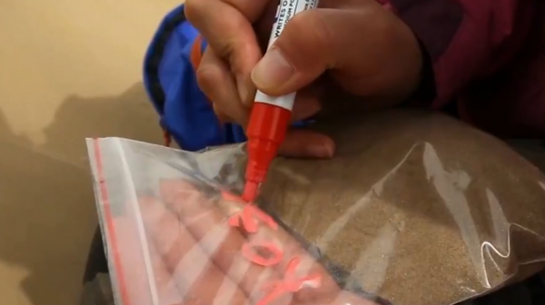 沙漠有救了!胡八一真人版穿越死亡沙海,找到沙漠終極與治沙魔方 沙漠有救了!胡八一真人版穿越死亡沙海,找到沙漠終極與治沙魔方