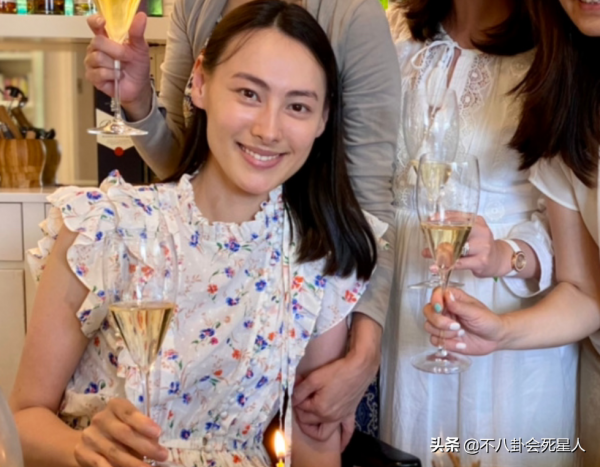 13位女神出道時驚為天人,30歲後迅速變老,經歷了什麼? 13位女神出道時驚為天人,30歲後迅速變老,經歷了什麼?