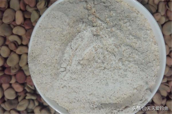 野釣大鯽魚，用餌料來命名的釣法只有這兩種，秋釣鯽魚最強方法