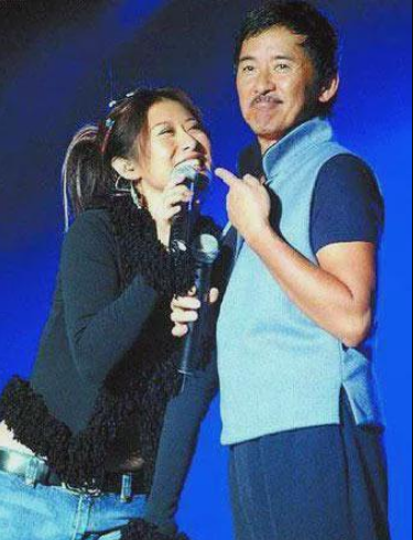 92年，葉倩文公開表白人夫林子祥，他們的故事沒你想得那麼浪漫