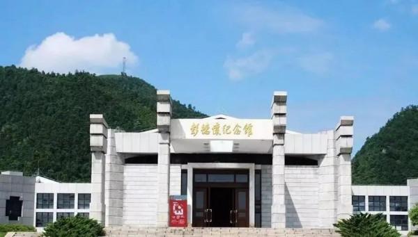 1979年，補發彭德懷4萬8千元，為何將這筆錢交給浦安修？