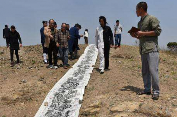 一位道長堅信“龍是存在的”，上山找龍16年，至今還在山上堅持