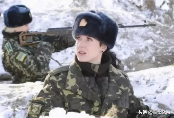 12月23日，普京稱中俄研發高科技武器；烏克蘭徵召幾十萬女兵備戰