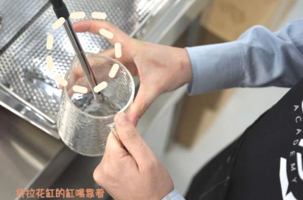 不用選點也能打發穩定的奶泡？